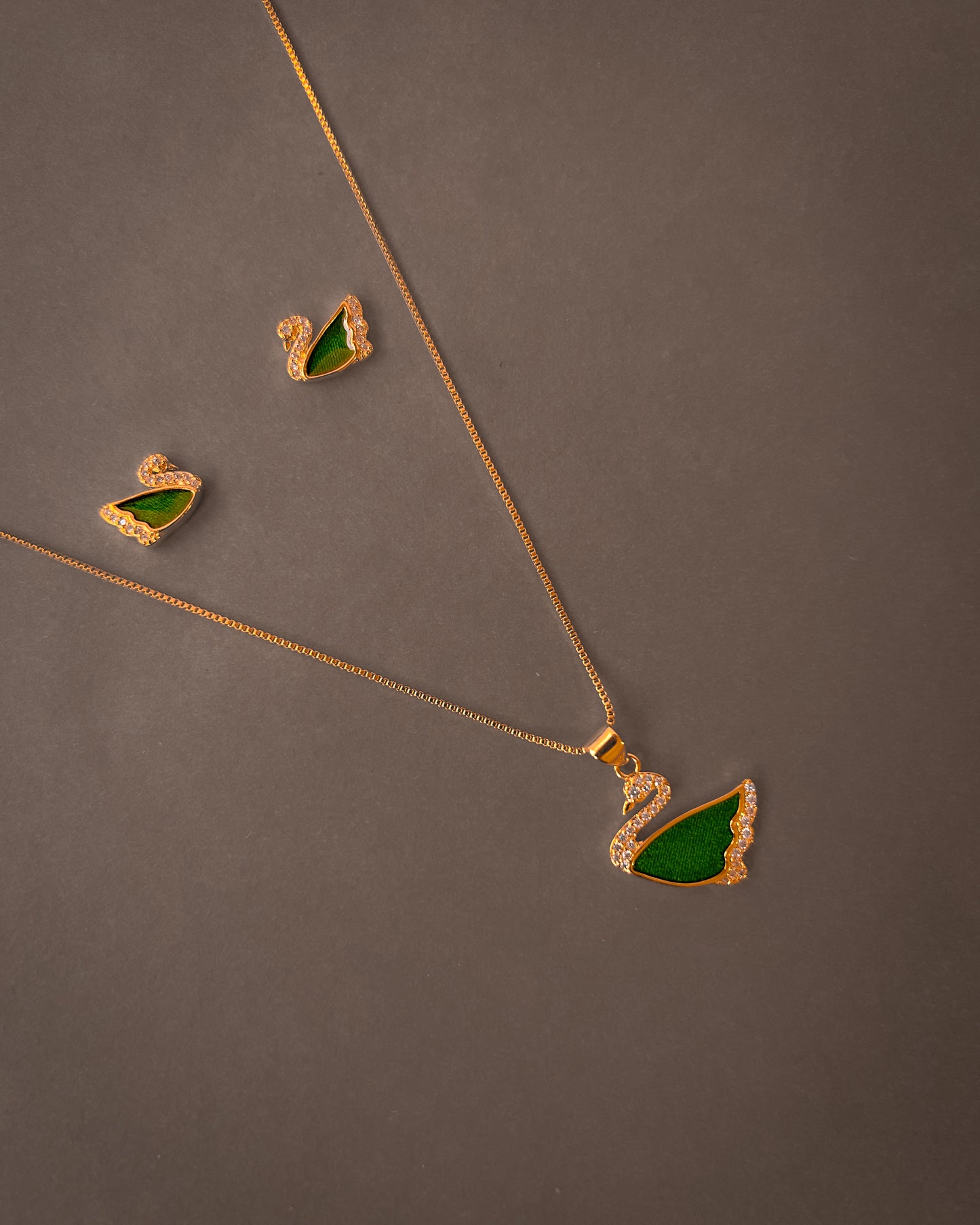 Gold plated - Green Swan Pendant for women and girls